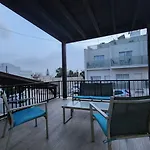 Sea View Great Location Bars & Apartment *