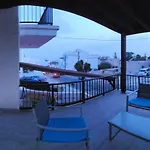 Sea View Great Location Bars & Айя-Напа