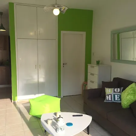 Cozy In Famagusta With Extra Beds 아파트 Acheritou (Northern Cyprus)
