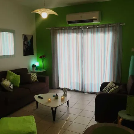 아파트 Cozy In Famagusta With Extra Beds Acheritou (Northern Cyprus)