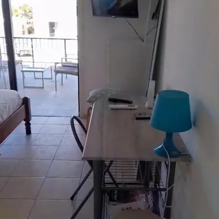 Cozy In Famagusta With Extra Beds *